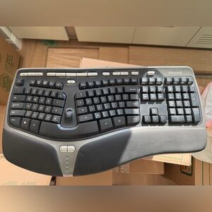 Microsoft Natural Ergonomic Keyboard 4000
